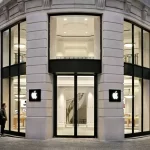 Angajații magazinelor Apple din Franța intră în grevă în ziua lansării iPhone 15
