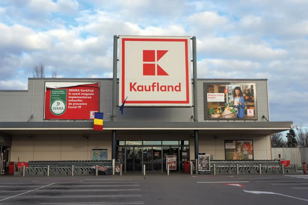 Cum să faci provizii de ulei cu un ban. Trucul românesc care a dat peste cap Kaufland