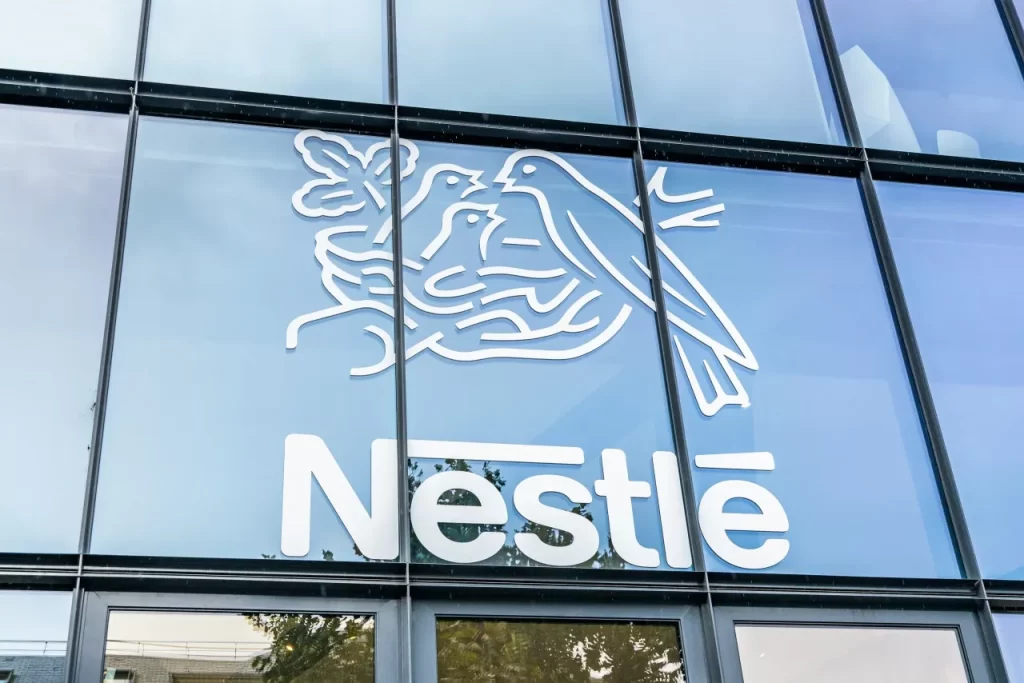 “Nestlé sub lupă: Nutriție sau indulgență zaharisită pentru cei mici?