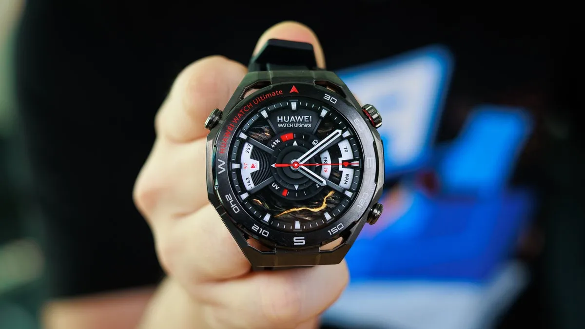 Huawei Watch Ultimate 2: Smartwatch-ul pentru aventură totală – de la EKG la mesagerie subacvatică 2 Huawei Watch Ultimate 2: Smartwatch-ul pentru aventură totală – de la EKG la mesagerie subacvatică
